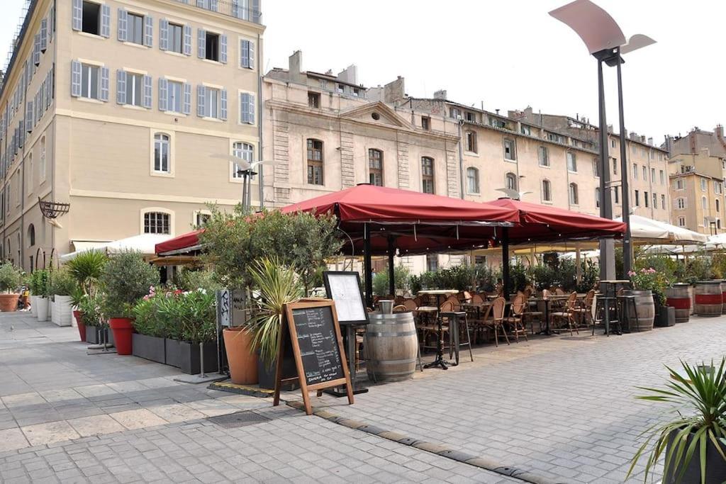 Cozy Love Nest Near The Old Port Marseille Bilik gambar
